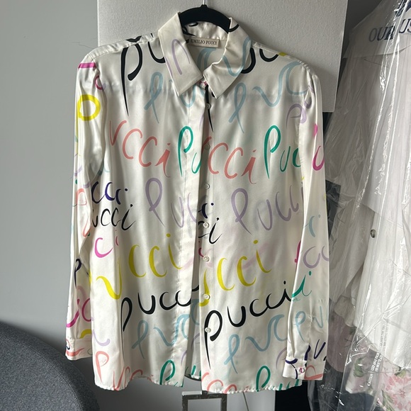 Gorgeous Pucci button down stunning on - Picture 2 of 7